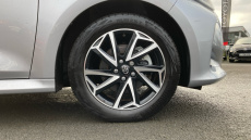 Toyota Yaris 1.5 Hybrid Design 5dr CVT Hybrid Hatchback